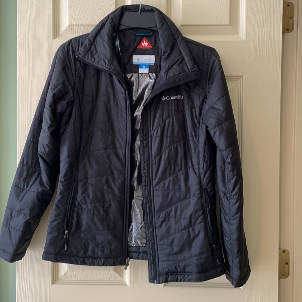 Columbia Women's Puffer Jacket - Black